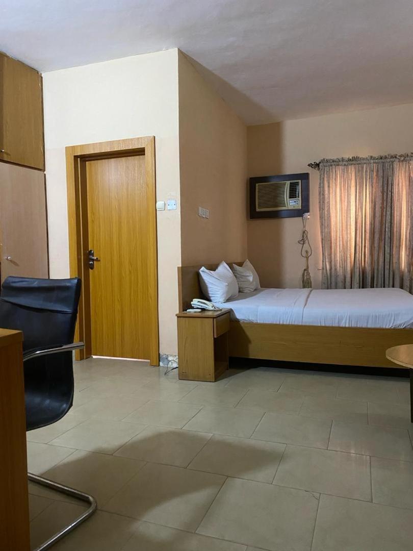 Citilodge Hotel & Conference Centre Newly Renovated Abuja Exterior photo