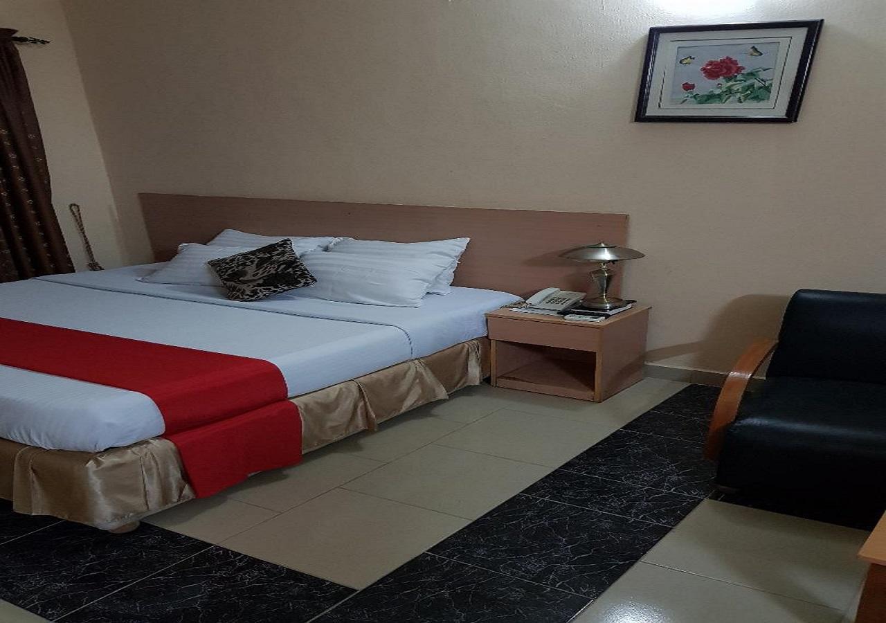 Citilodge Hotel & Conference Centre Newly Renovated Abuja Exterior photo