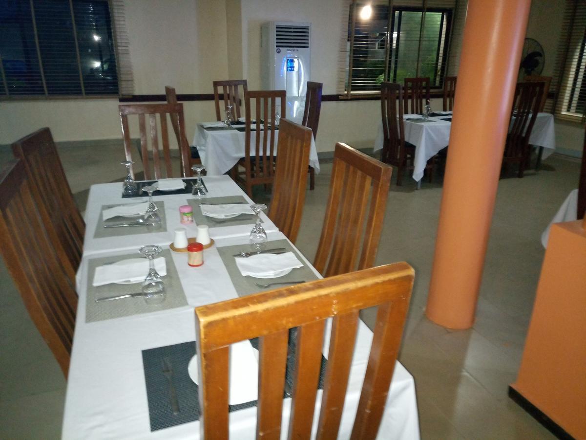 Citilodge Hotel & Conference Centre Newly Renovated Abuja Exterior photo